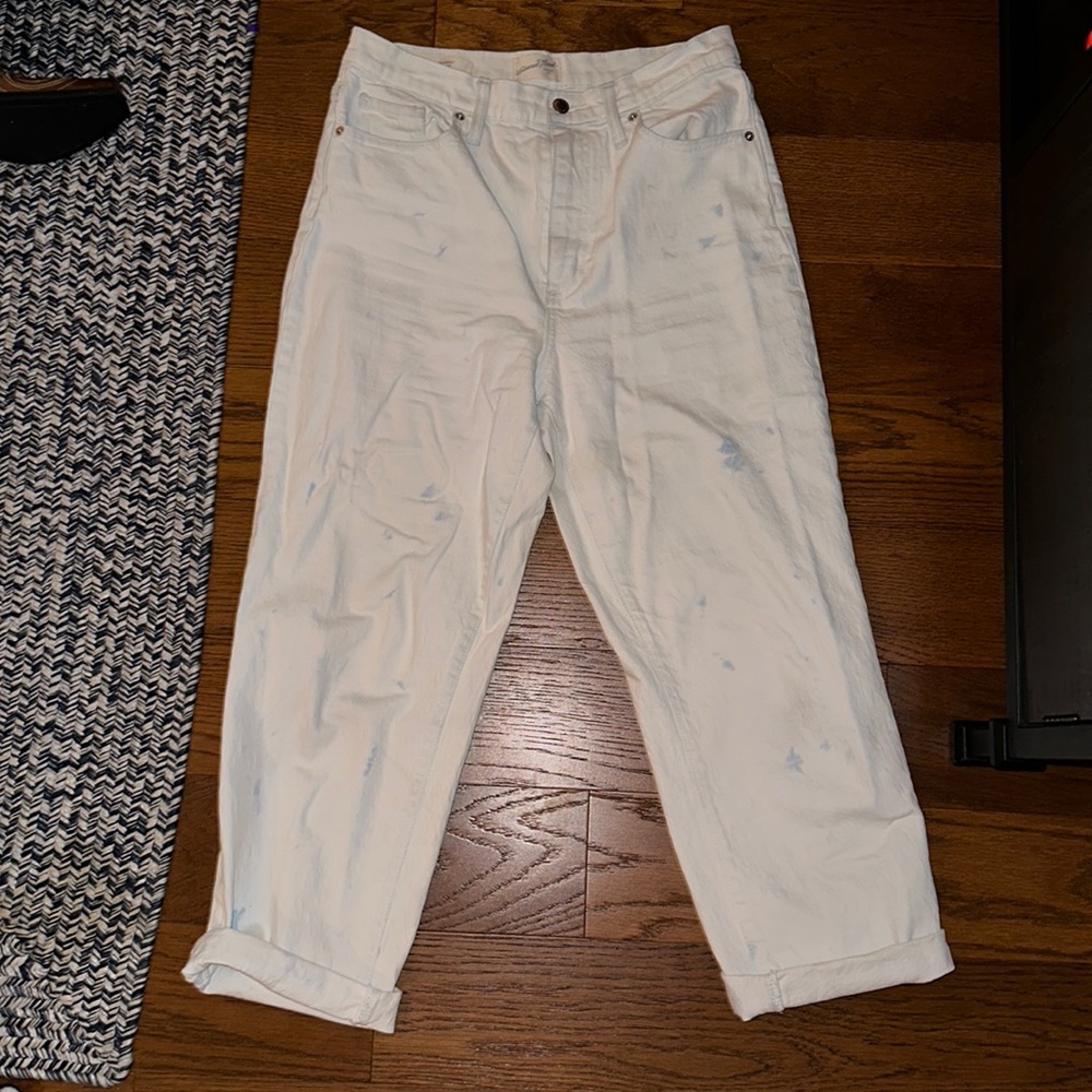 Vintage white and blue straight leg capri’s